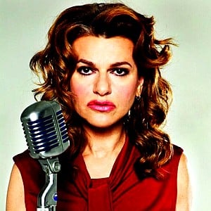 Sandra Bernhard