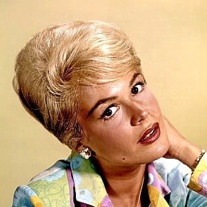 Sandra Dee (Actress)