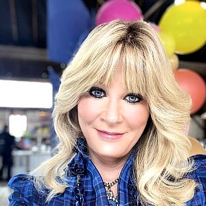 Sandra Lee