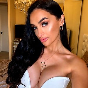 Sapphire Yhnell