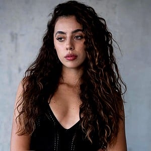 Sara De La Torre