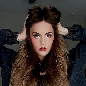 Sara Hopkins