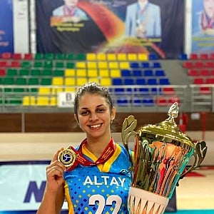 Sara Lozo