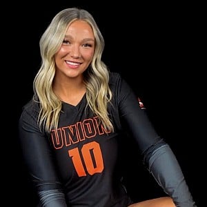Sarah Charkosky