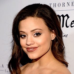 Sarah Jeffery