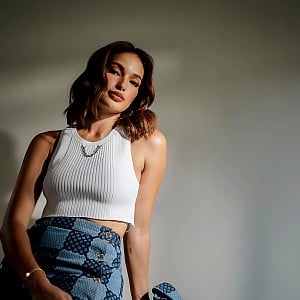 Sarah Lahbati