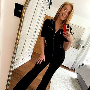 Sarah-Jane Mee