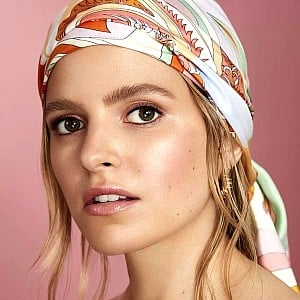 Sarah-Jeanne Labrosse