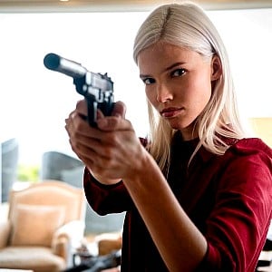 Sasha Luss