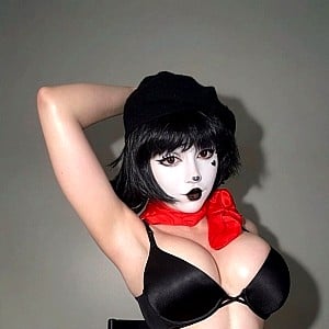 Sasha Spits