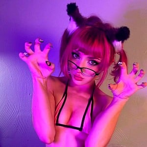 Sasha Spits