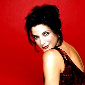 Saundra Santiago