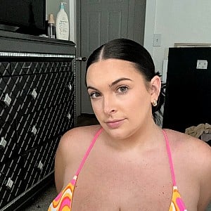 Savannah Brooke