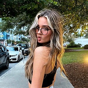 Savannah Chestnutt