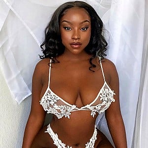 Savannah Perkins