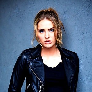 Saxão Sharbino