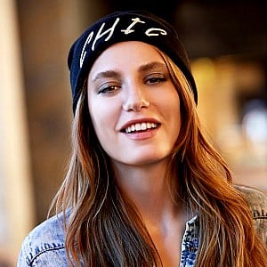 Serenay Sarikaya