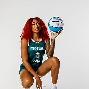 Shakira Austin