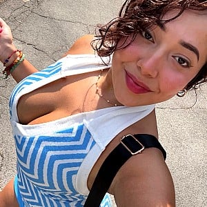 Shana Therese
