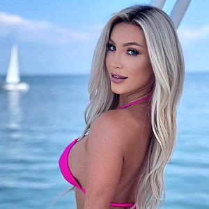 Shanelle Besser