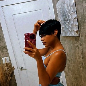 Shanelle Robinson