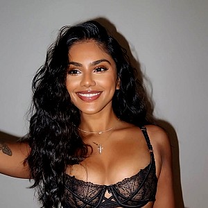 Shaniya Nisha