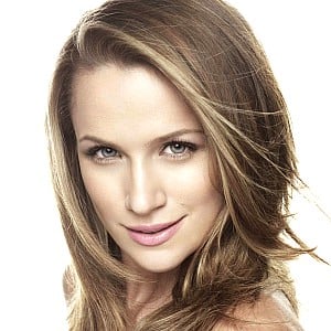 Shantel VanSanten