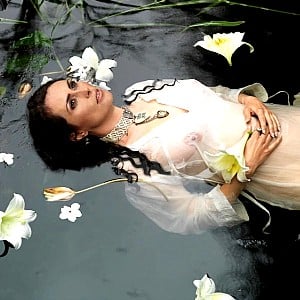 Sharon den Adel