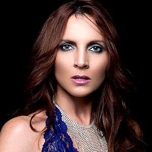 Shelley Lynne