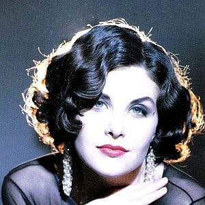 Sherilyn Fenn