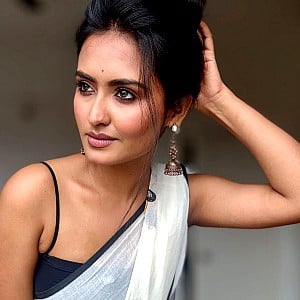 Shinjinee Chakraborty