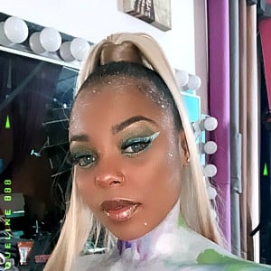 Shira Monae