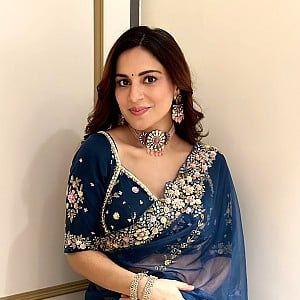 Shraddha Arya