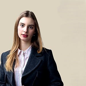 Sienna Leesberg