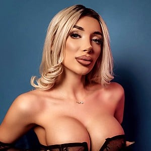 Sierra (Camgirl)