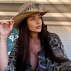 Simona Milova