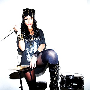 Simone Battle