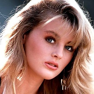 Simone Eden