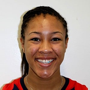 Simone Lee (Volleyball)
