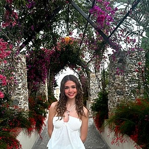 Sloane Alex