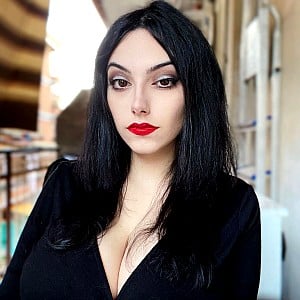Sofia Mina Delle Cave