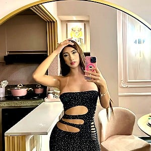 Sofia Rose (model)