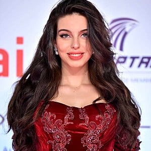 Sola Omar