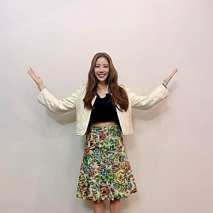 Son Dam-bi