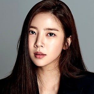 Son Dam-bi