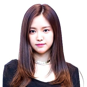 Son Na-eun