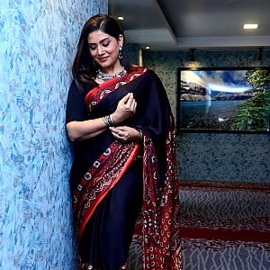 Sonali Kulkarni