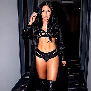 Sonya Deville