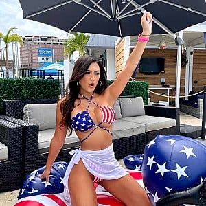 Sophia Carin