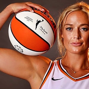 Sophie Cunningham (Athlete)